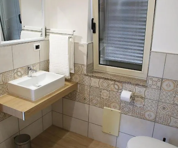 Bed & Breakfast Villarosa